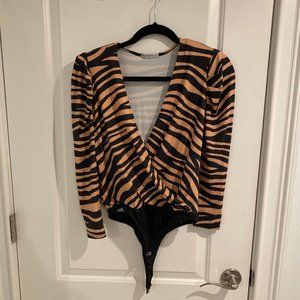 LEOPARD PRINT BODYSUIT SHOULDER PADS